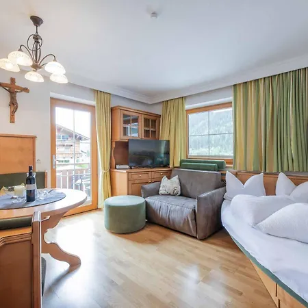 Severin Apartment *